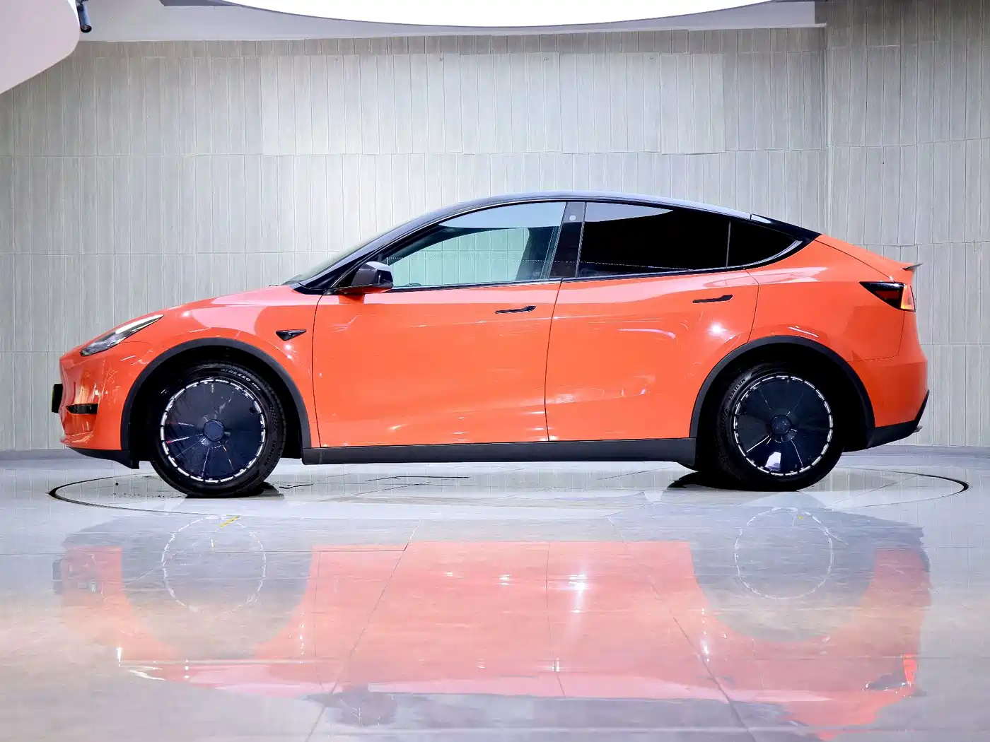 Фото 4 - Tesla Model Y