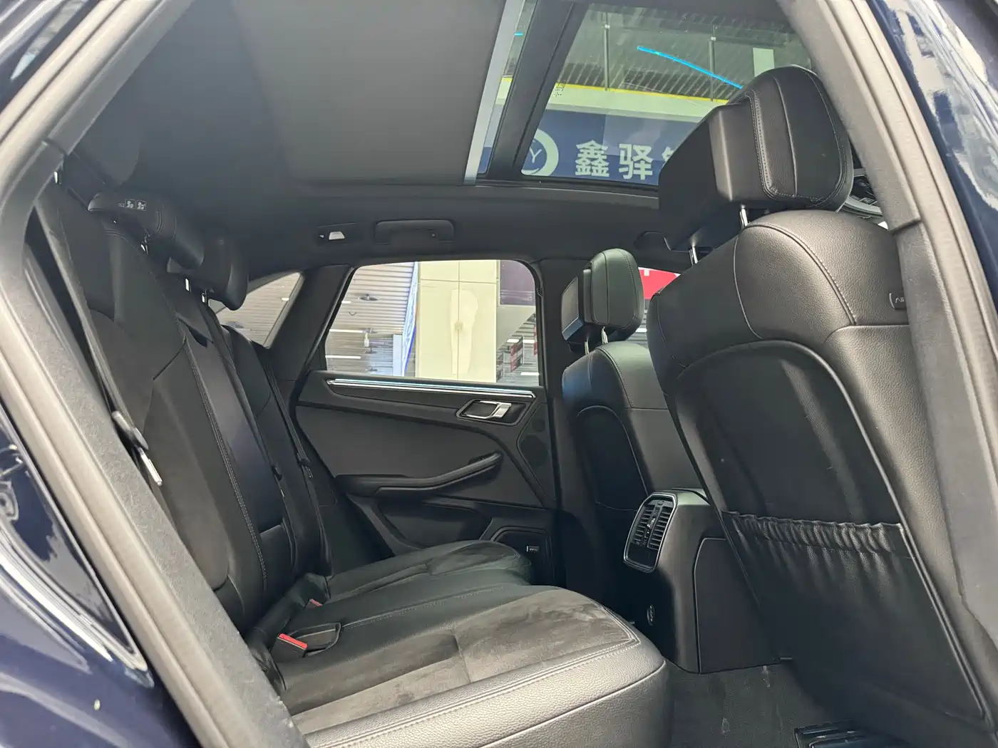 Porsche Macan 2018 Macan 2.0T фото 19