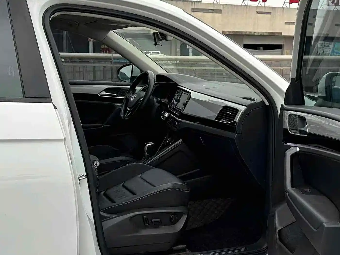 Volkswagen Tayron 2019 330TSI 2WD Luxury China VI фото 5