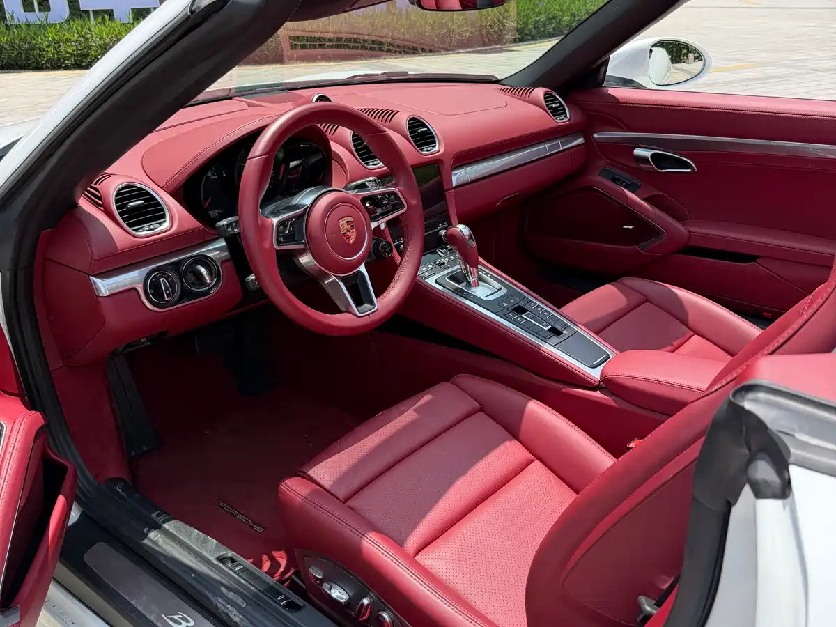 Porsche 718 2023 Boxster Style Edition 2.0T фото 4