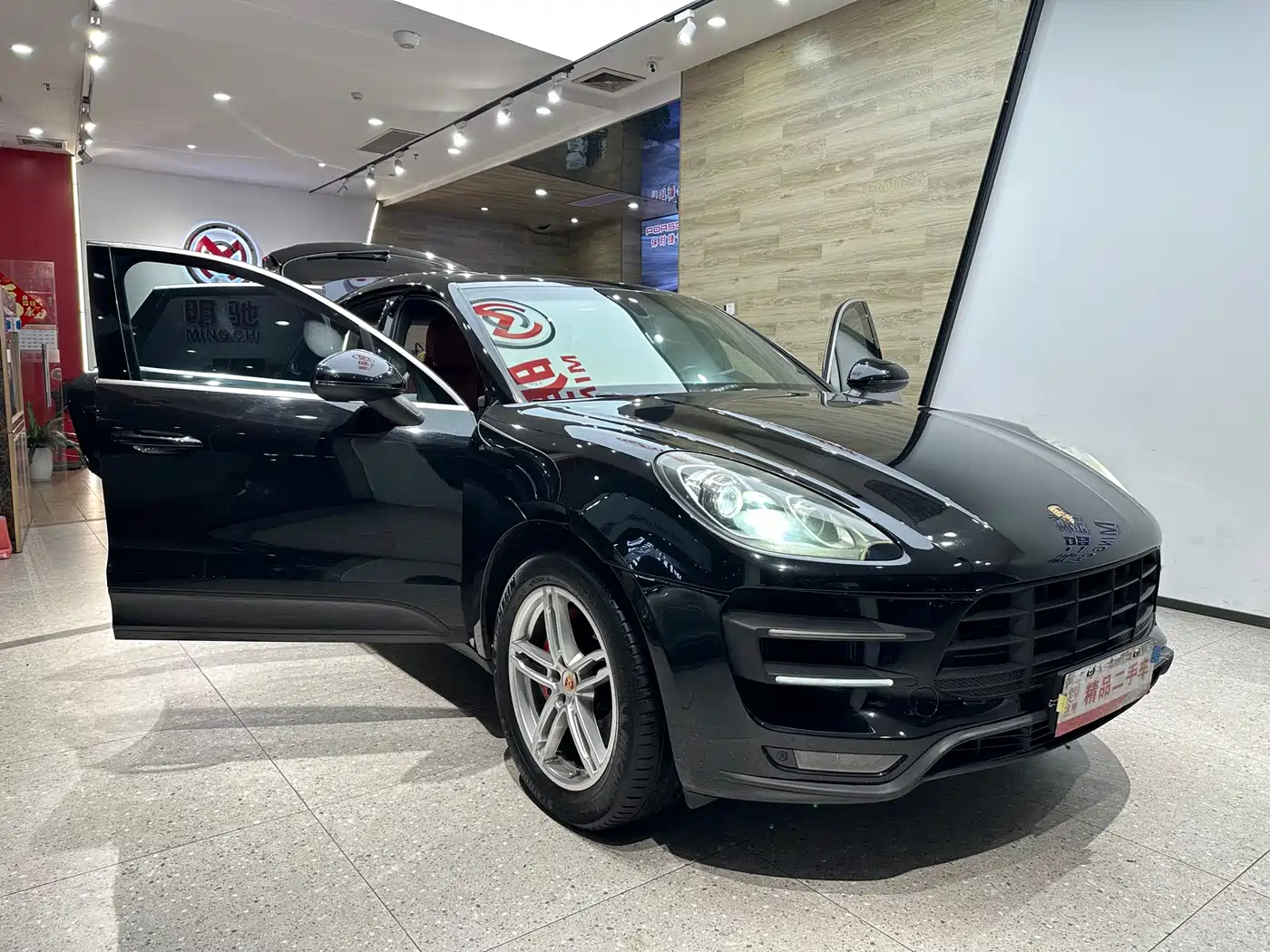 Porsche Macan 2014 Macan S 3.0T фото 33