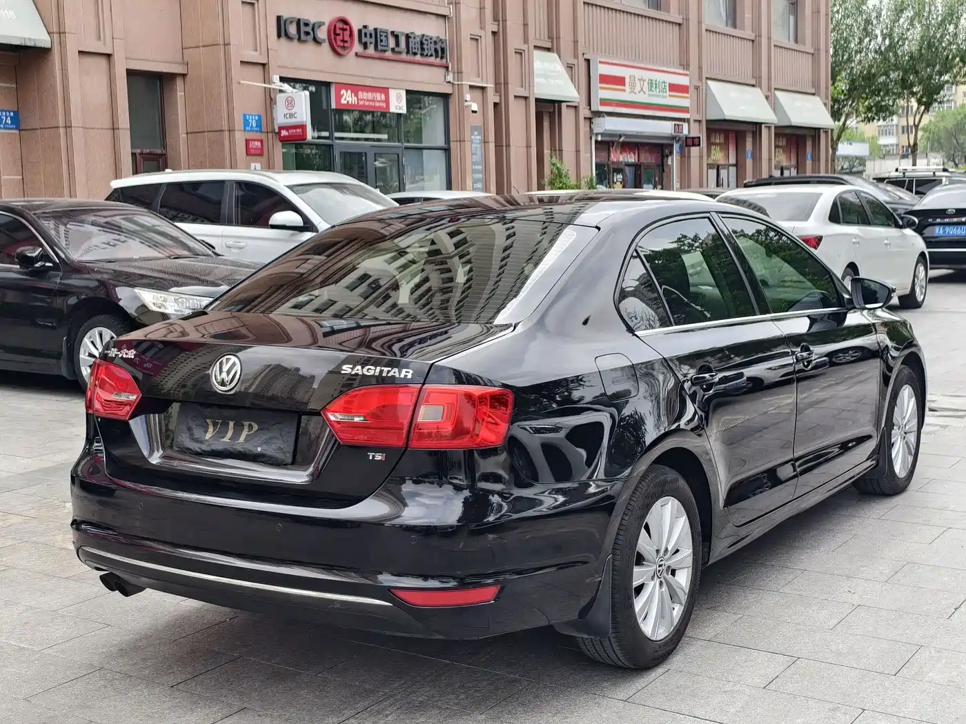Volkswagen Sagitar 2014 1.4TSI Automatic Luxury фото 4