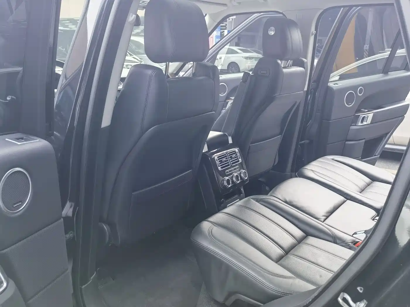 Land Rover Range Rover 2014 3.0 SC V6 Vogue фото 15