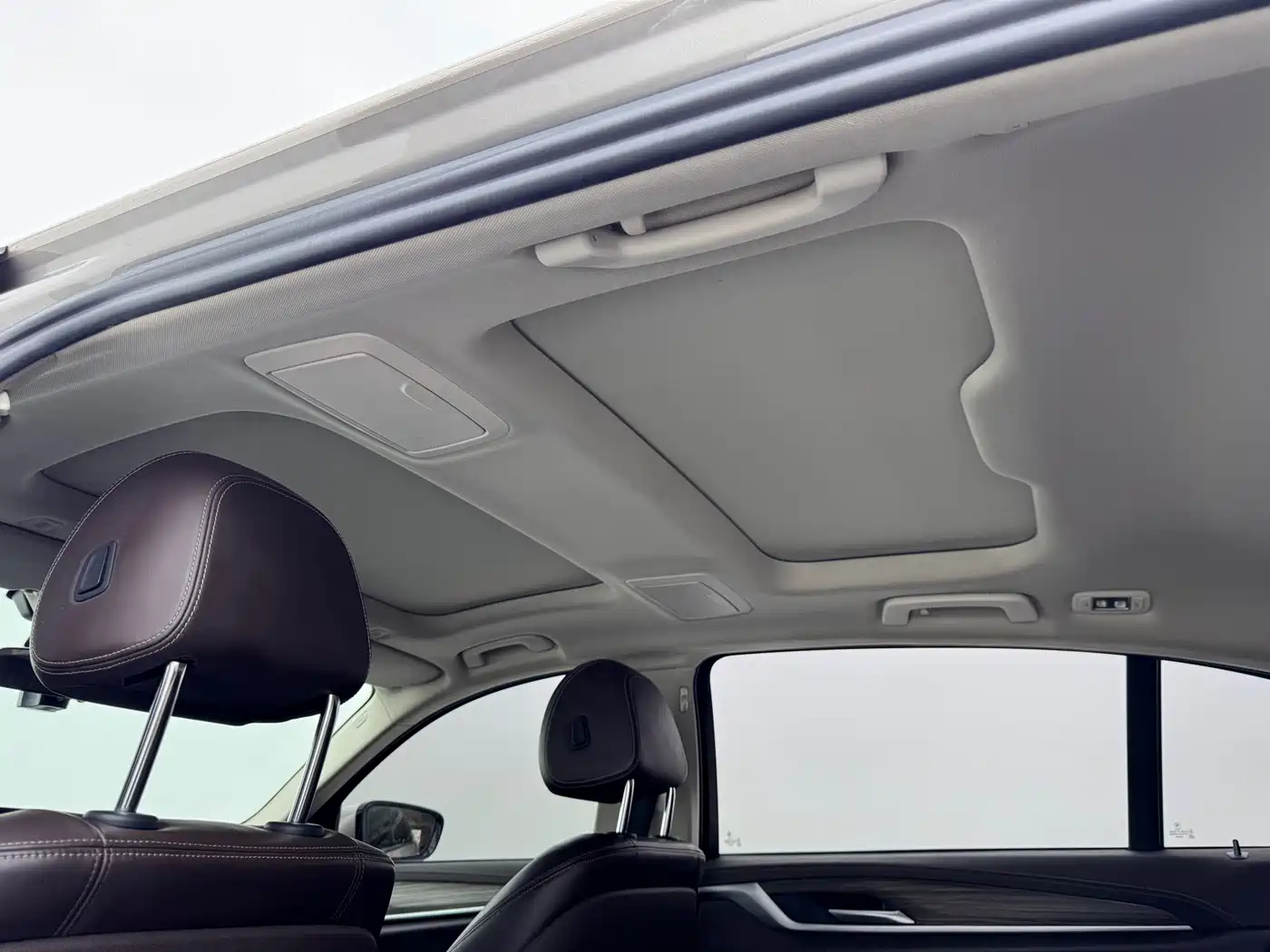 BMW 5 Series 2020 530Li Leading Luxury Package фото 24