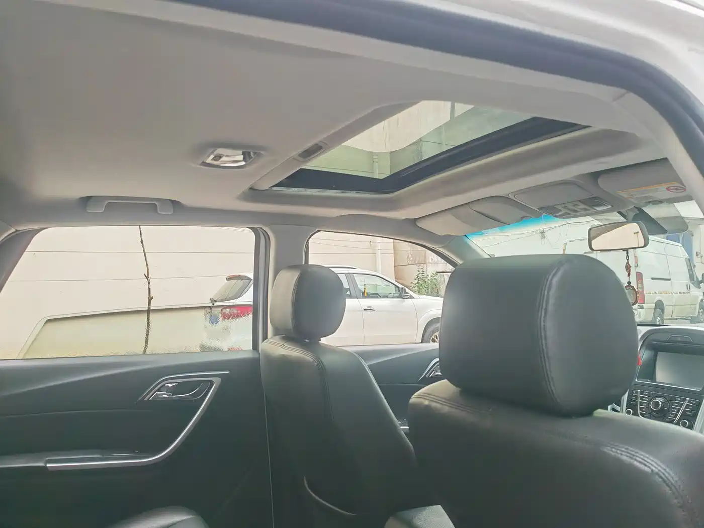Jiangling Yusheng S350 2015 2013 2.4T Automatic 4WD Diesel Premium Luxury 5-seater