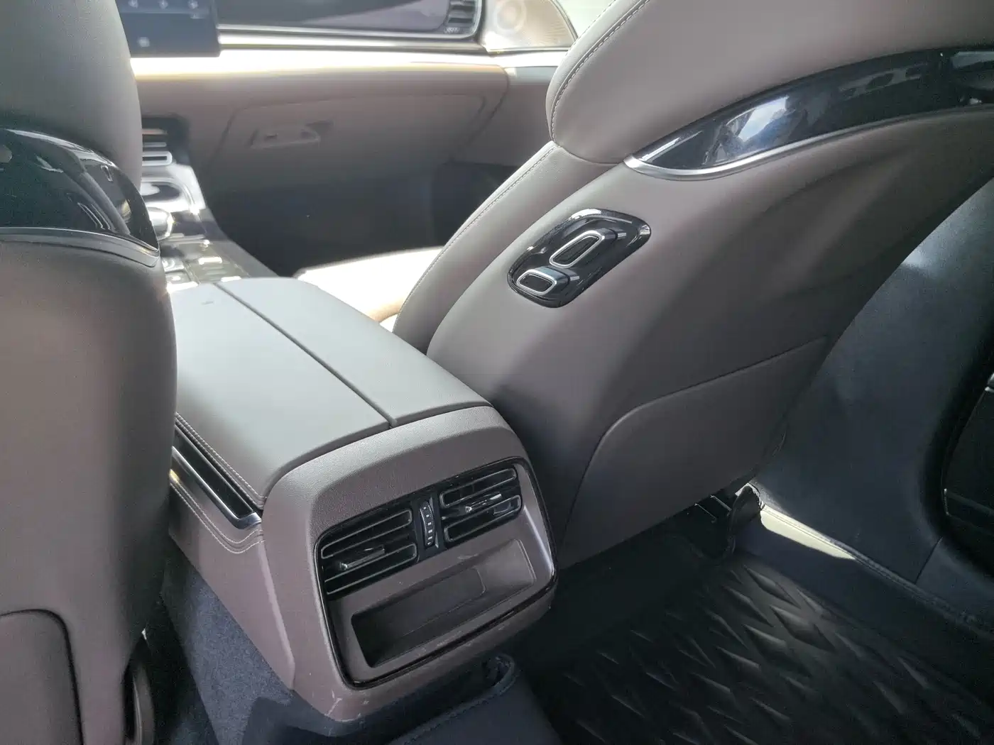 BYD Han 2020 DM AWD Performance Luxury Edition фото 11