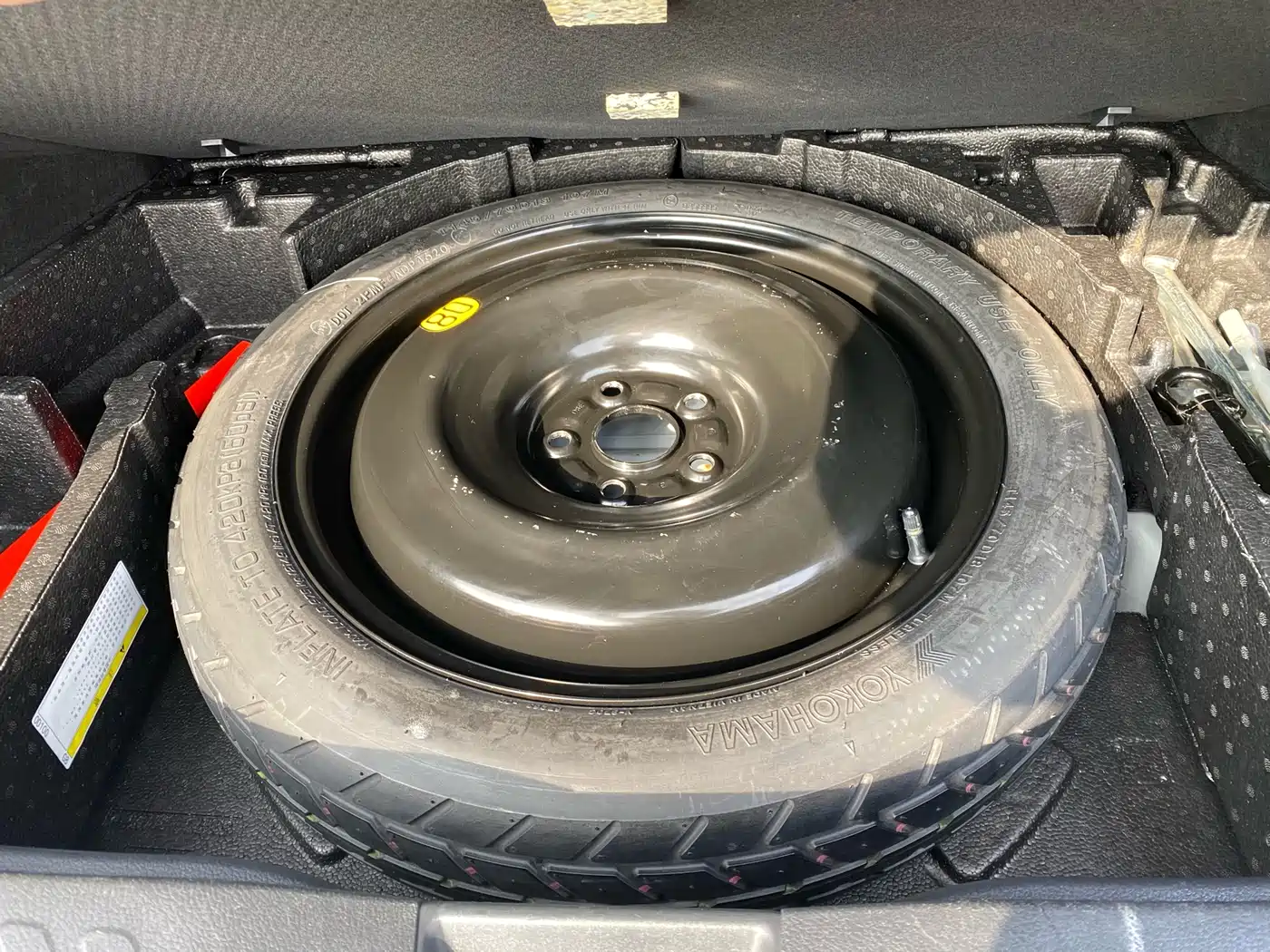 Toyota C-HR 2021 2020 Model 2.0L Leading