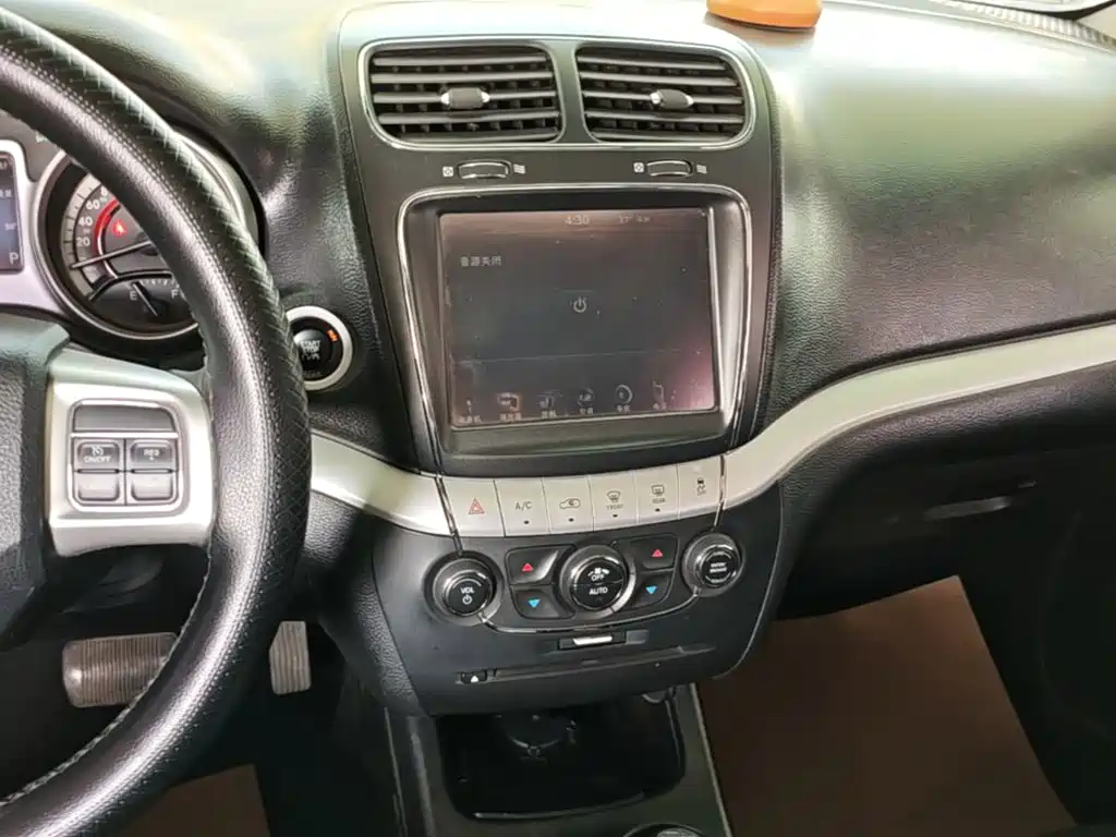 Dodge Journey 2014 2013 Model 2.4L 2WD Premium Edition