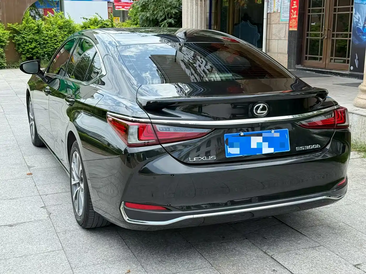 Lexus ES 2022 300h Excellence Edition фото 9