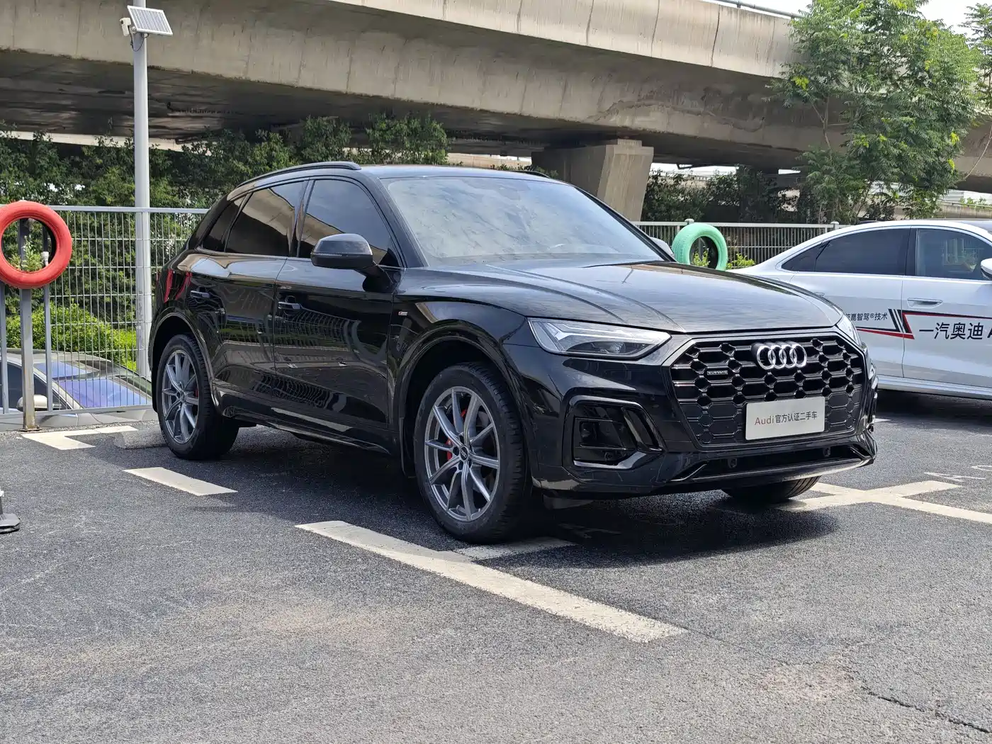 Audi Q5L 2022 Facelift 40T Luxury Dynamic фото 3