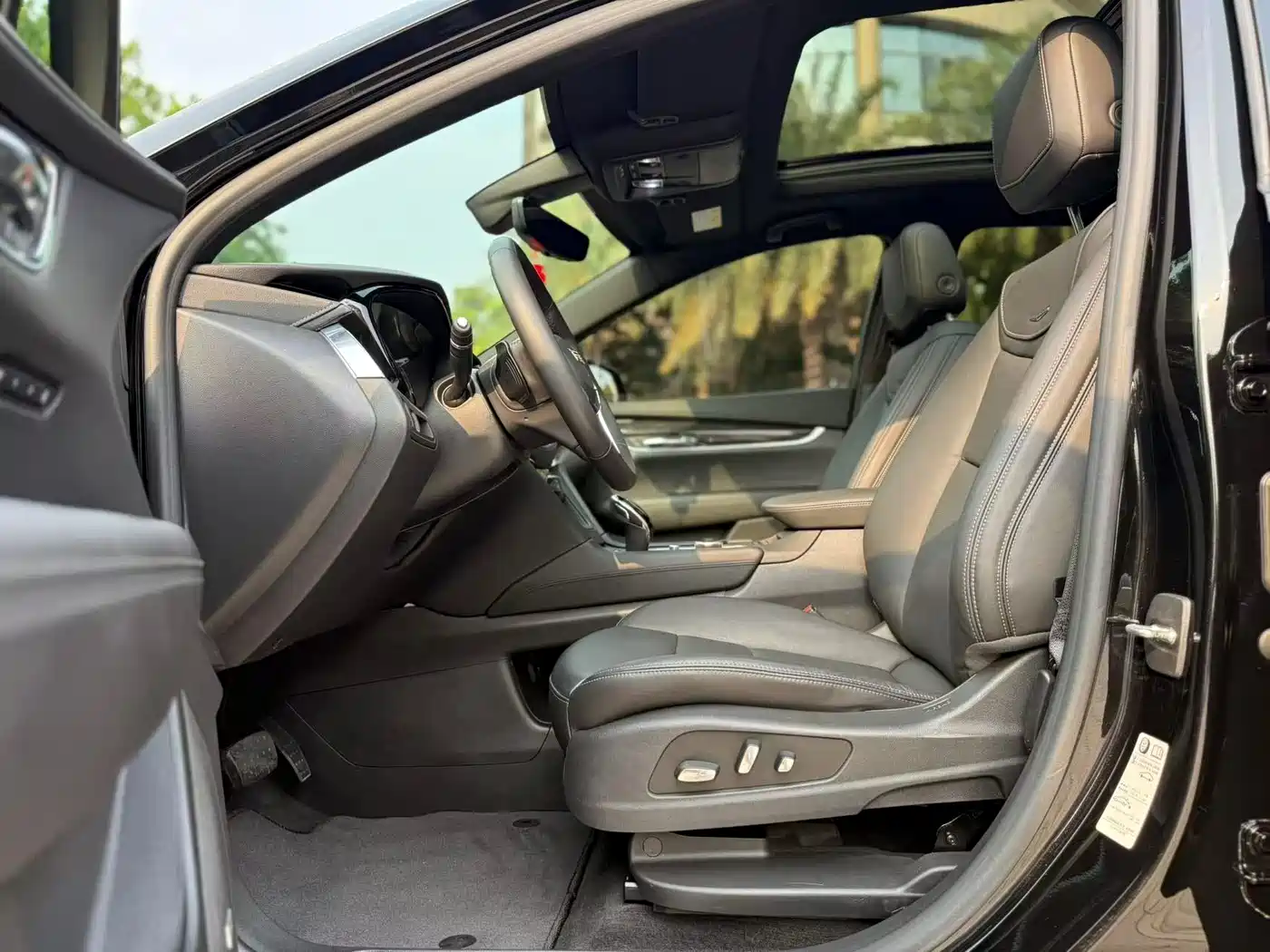 Cadillac XT5 2020 28T Luxury Model фото 7