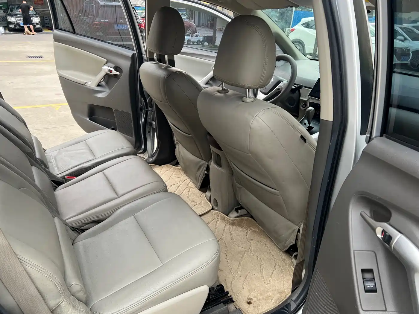 Toyota E'Z 2015 180E CVT Crossover Edition фото 6