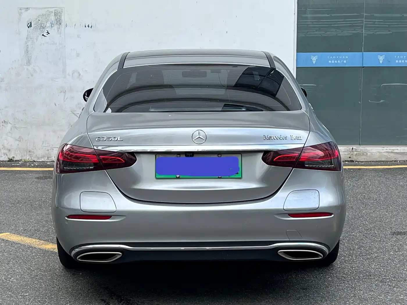Mercedes-Benz E-Class New Energy 2021 E 350 e L Plug-in Hybrid Sports Sedan фото 8