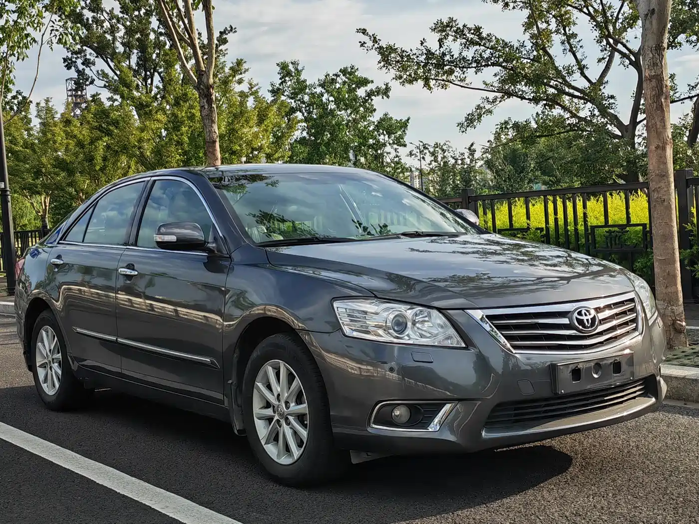 Toyota Camry 2009 2009 Model 240G Luxury Edition