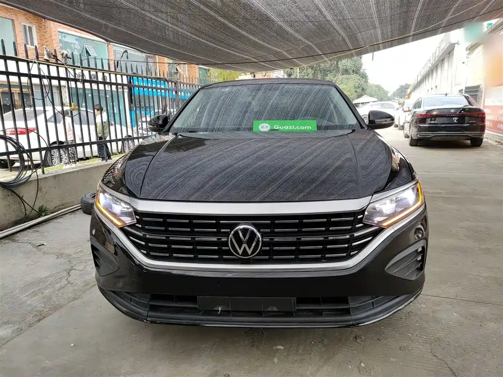 Volkswagen Passat 2022 280TSI Business Edition фото 3