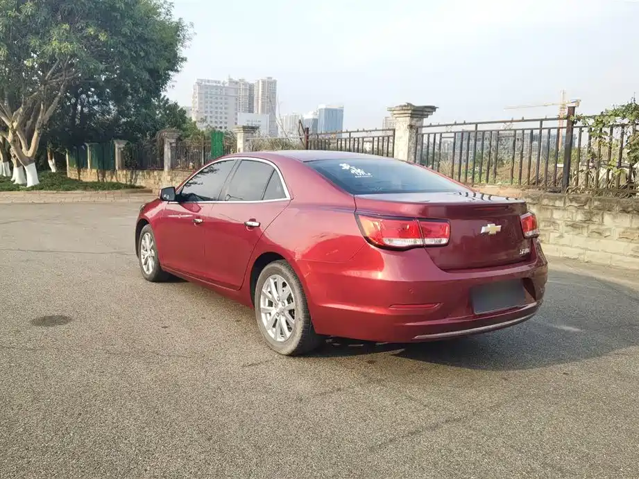 Chevrolet Malibu 2017 1.5T Automatic Luxury Edition фото 16