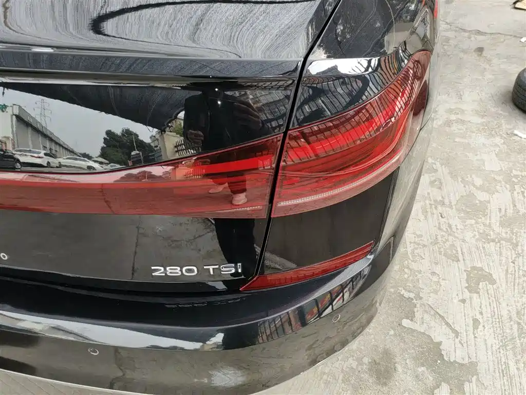Volkswagen Passat 2022 280TSI Business Edition фото 24