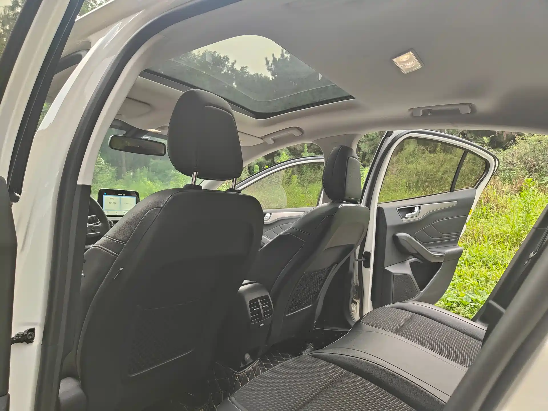 Фото 6 - Ford Focus