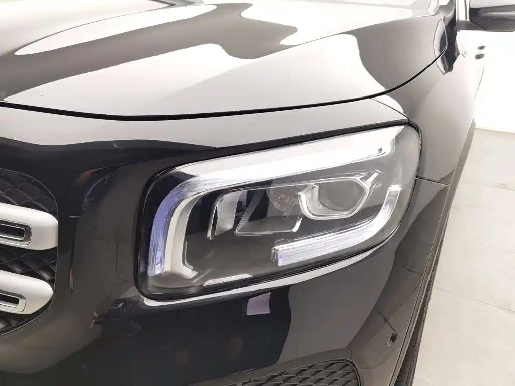 Mercedes-Benz GLB, миниатюра 7