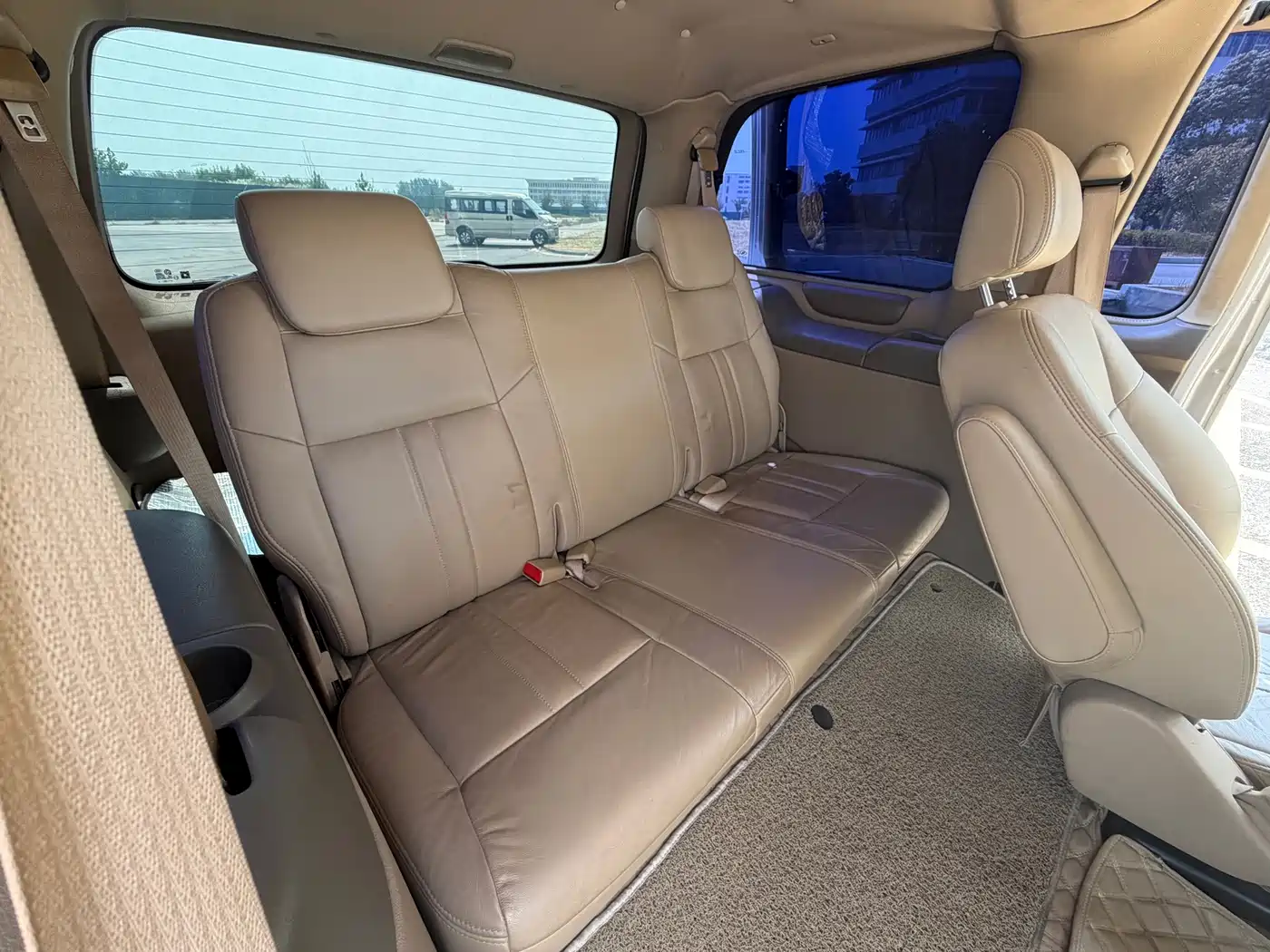 Buick GL8 2011 2011 2.4L LT Executive Edition