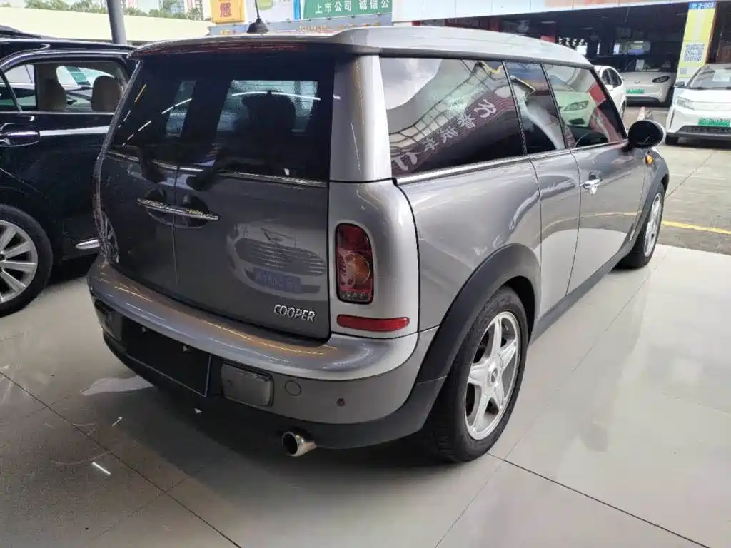 MINI CLUBMAN 2010 2010 1.6L COOPER Cheer