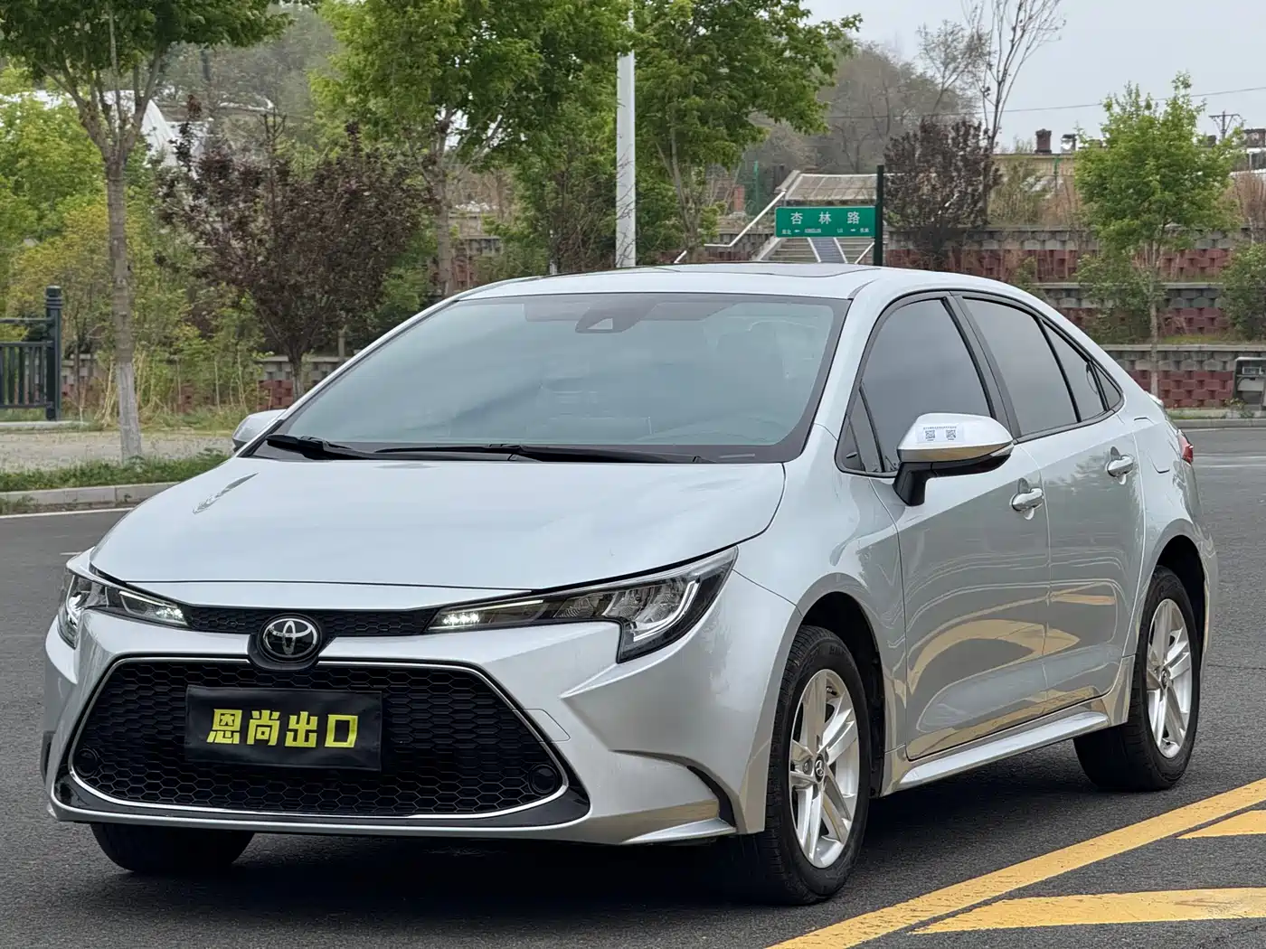 Toyota Levin 2023 185T CVT Luxury фото 2