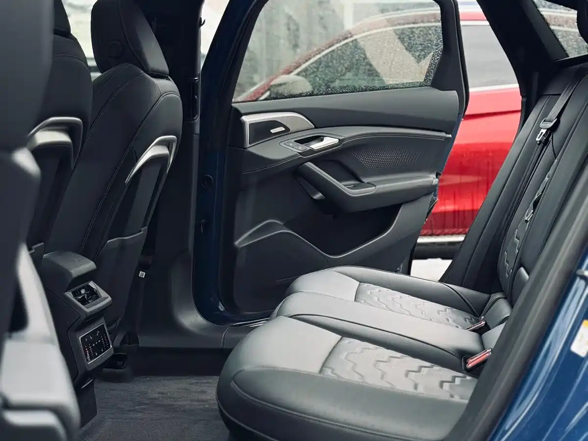 Audi A6L e-tron 2026