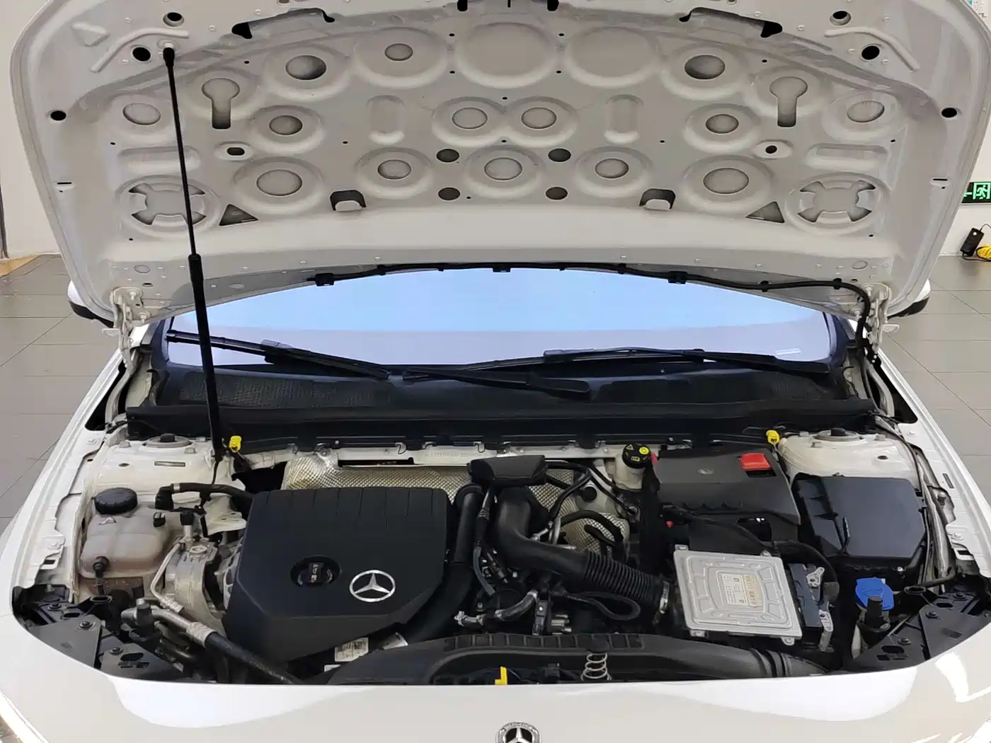 Mercedes-Benz A-Class 2022 A 200 L Sport Sedan Style фото 15
