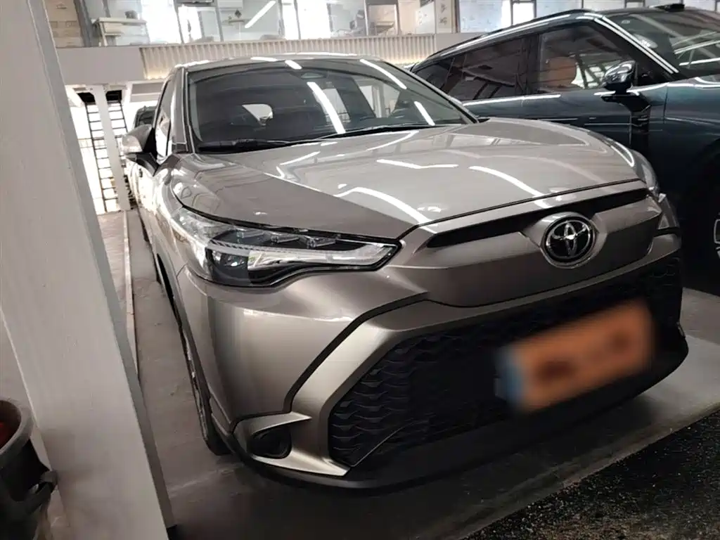 Toyota Frontlander 2024 2.0L Smart Hybrid Dual Engine Luxury Edition фото 4