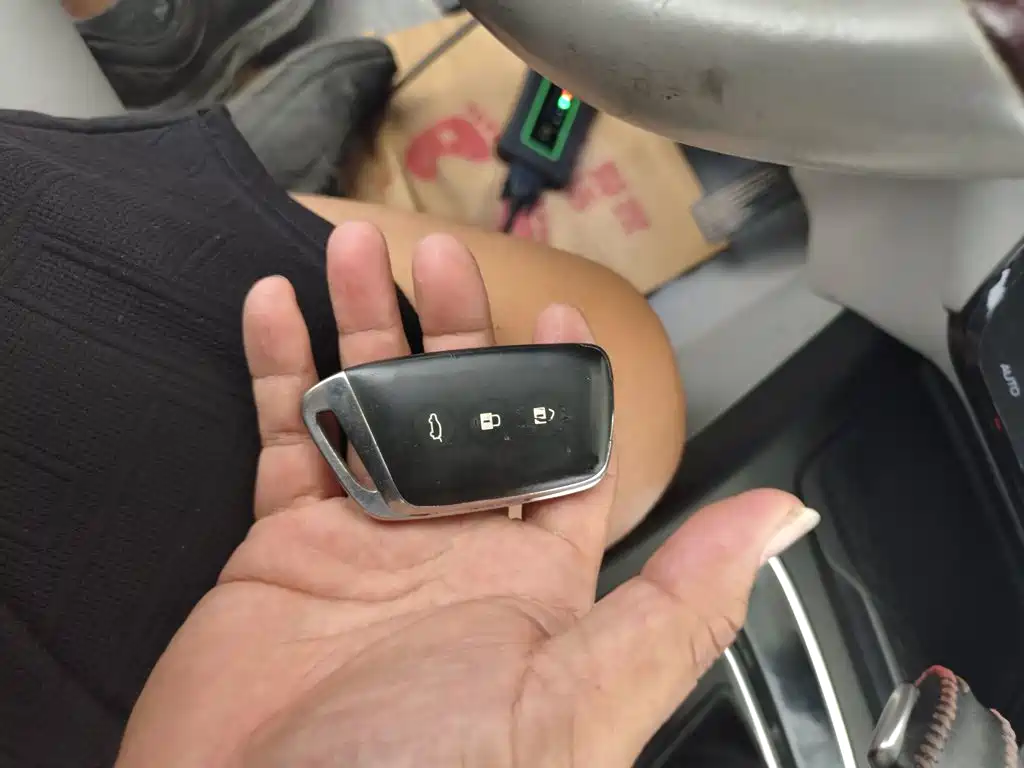Фото 9 - Baojun RS-5