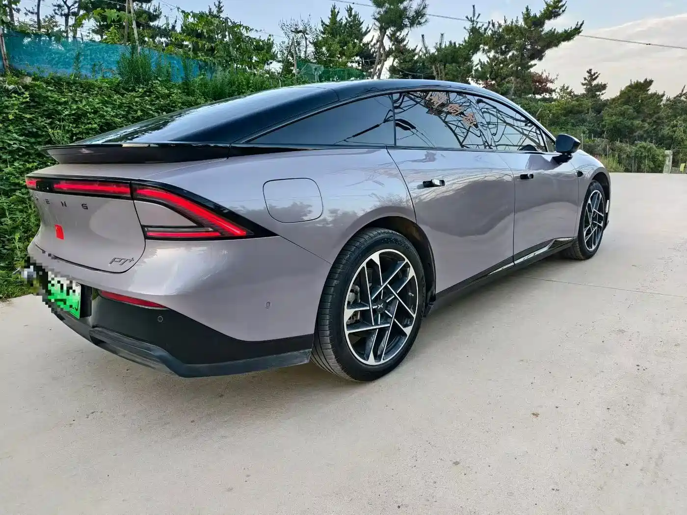Фото 7 - XPeng P7+