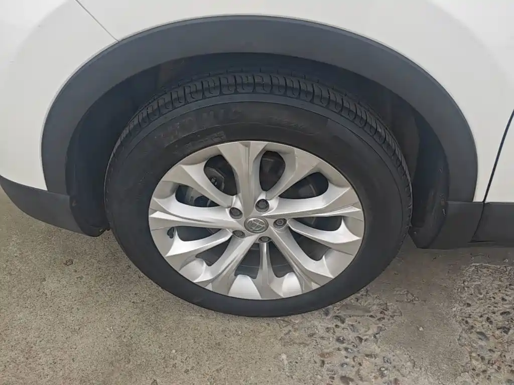 Zhonghua V3 2016 2016 1.5L Automatic Smart
