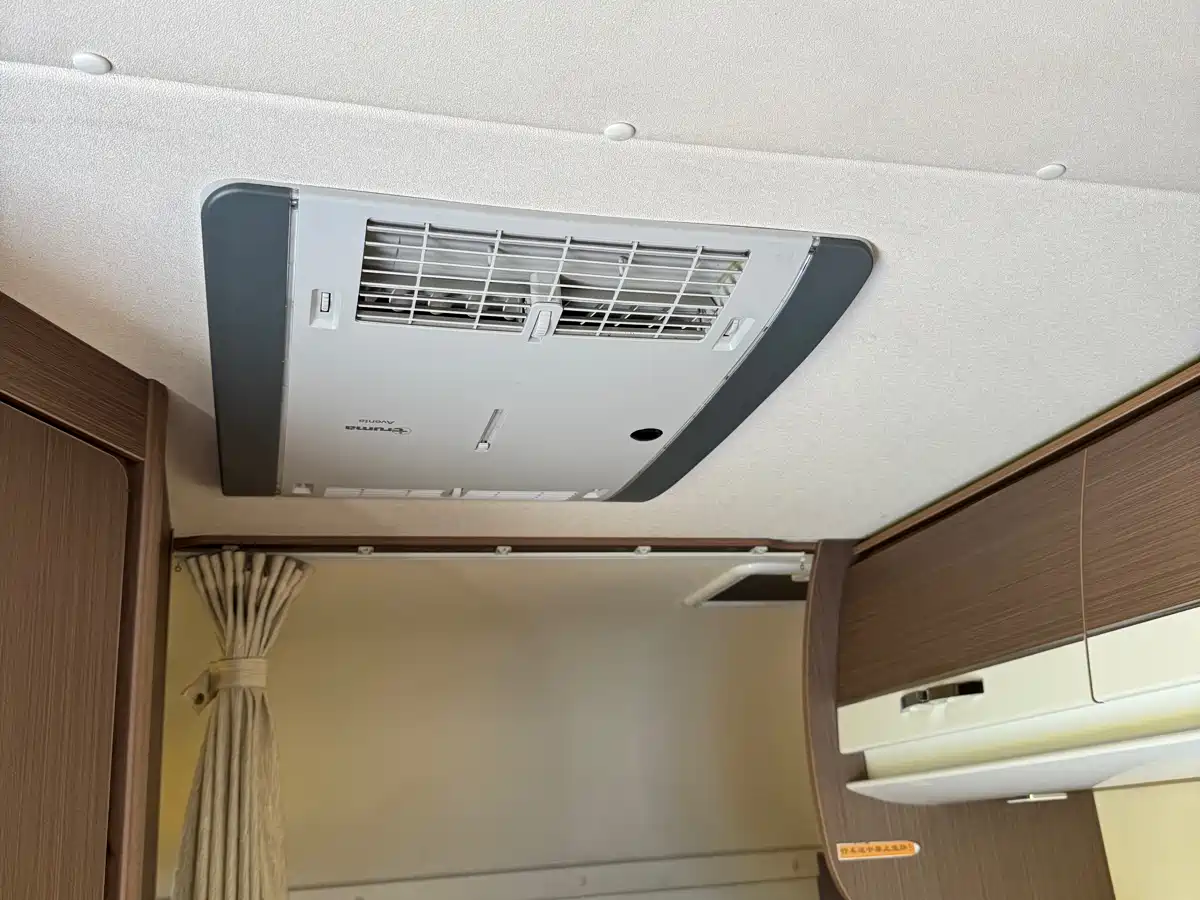 SAIC Maxus V80 RV 2021 2.0T Life Home V80 RV Horizontal Bed фото 18