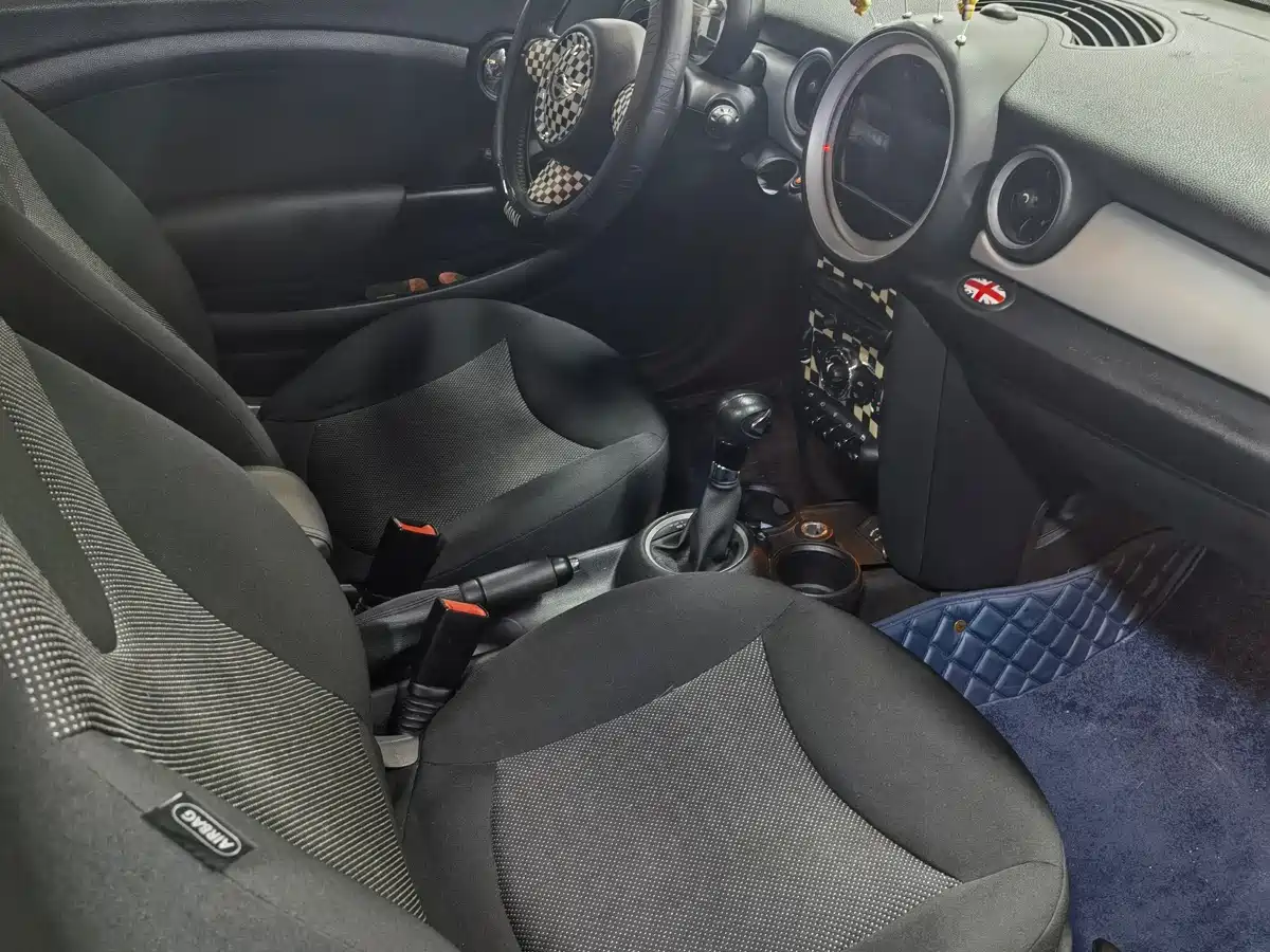 Фото 8 - MINI CLUBMAN
