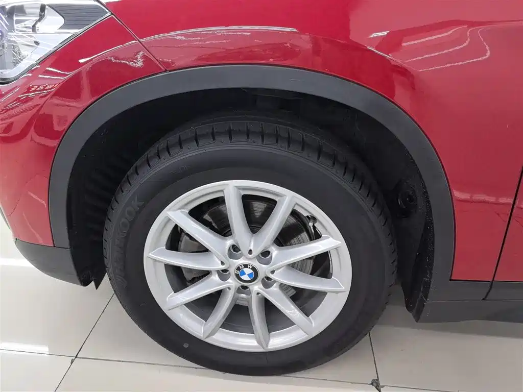 BMW X1 2019 sDrive18Li Fashion Model фото 25