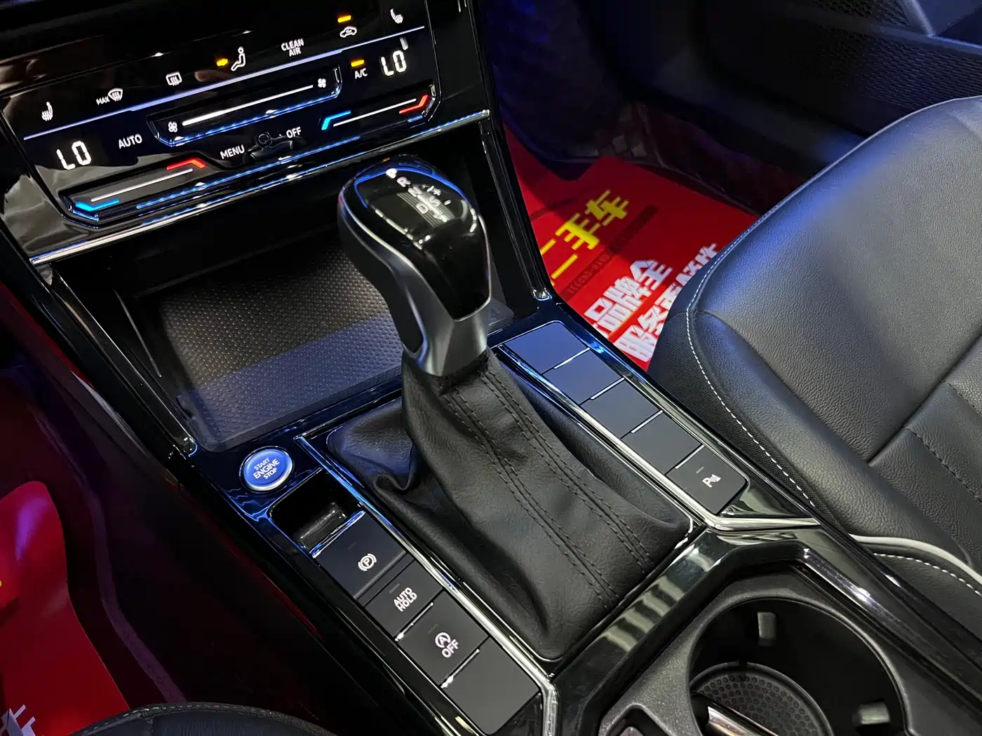 Volkswagen Passat 2023 330TSI Elite Edition фото 17