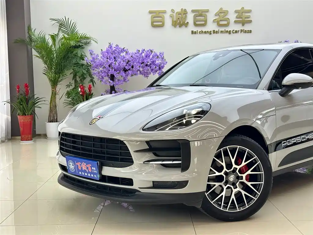 Porsche Macan 2018 Macan 2.0T фото 2