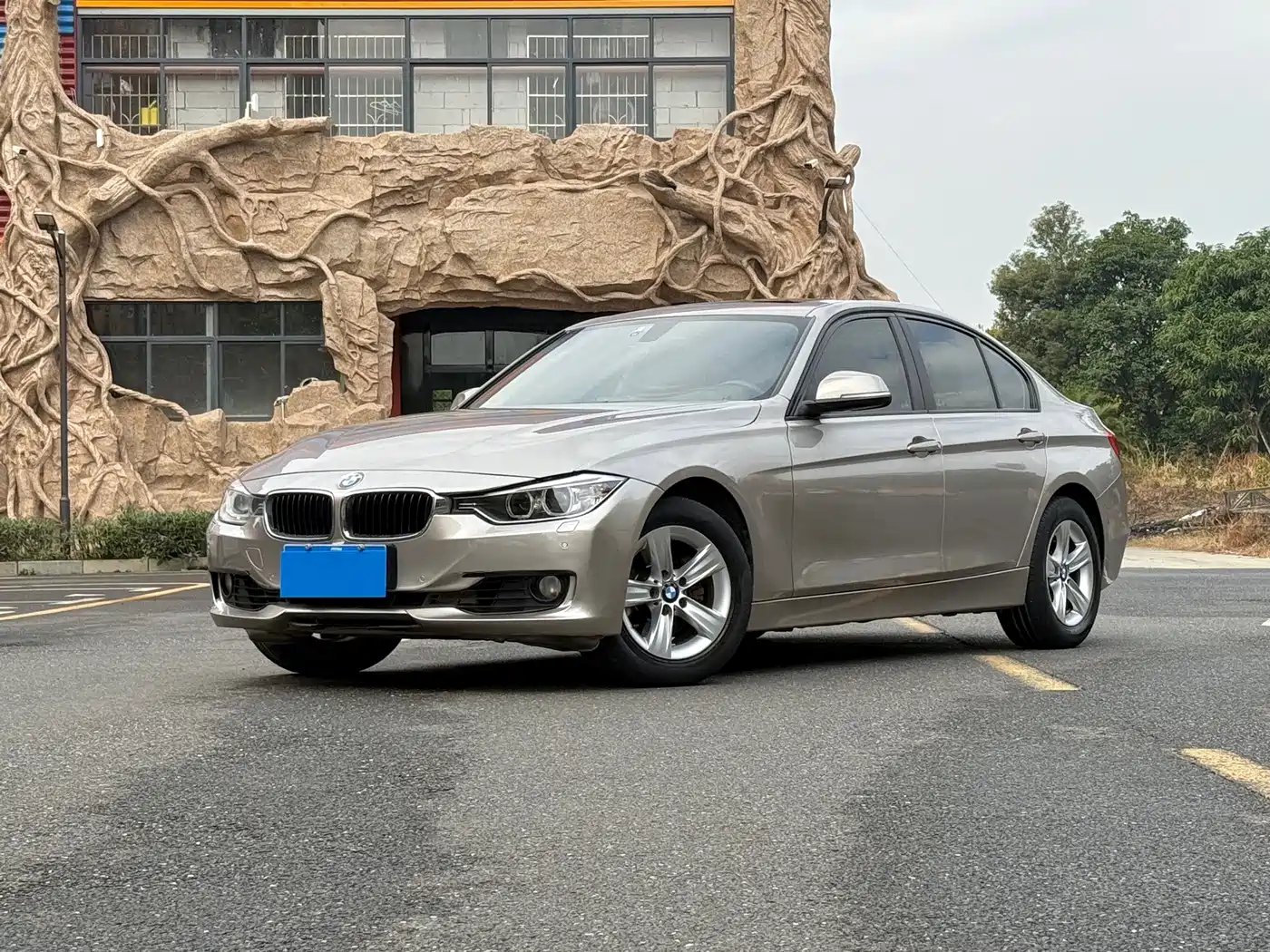 Фото 1 - BMW 3 Series