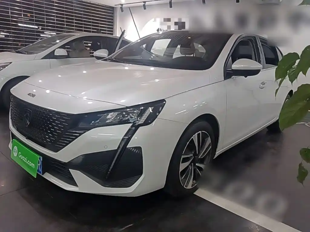 Peugeot 408 2025 2022 1.6T Light Chaser Edition