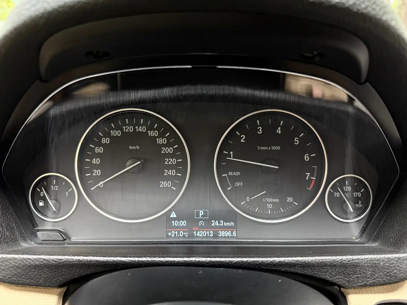 Фото 18 - BMW 3 Series