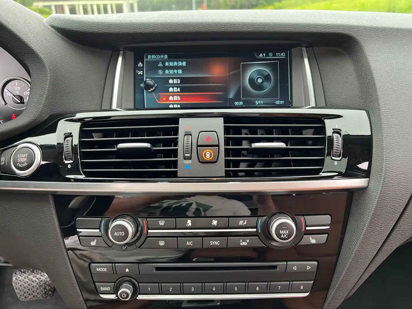 BMW X4 2014 xDrive20i X Design Package фото 18