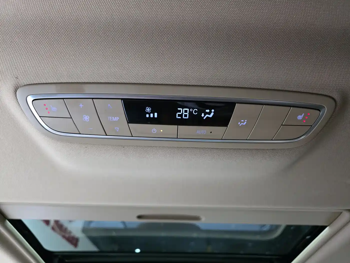 Buick GL8 2021 ES Landlord 653T Premium фото 13