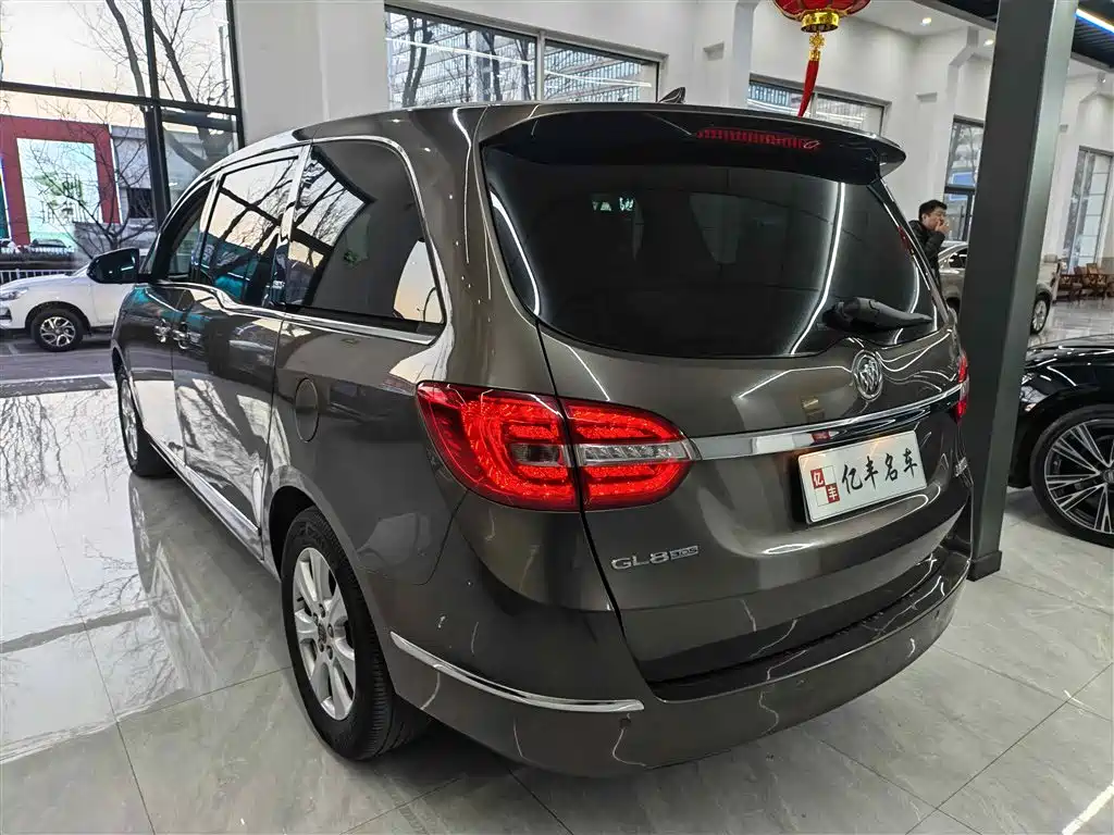 Buick GL8 2014 3.0L GT Luxury Business Elegance фото 5