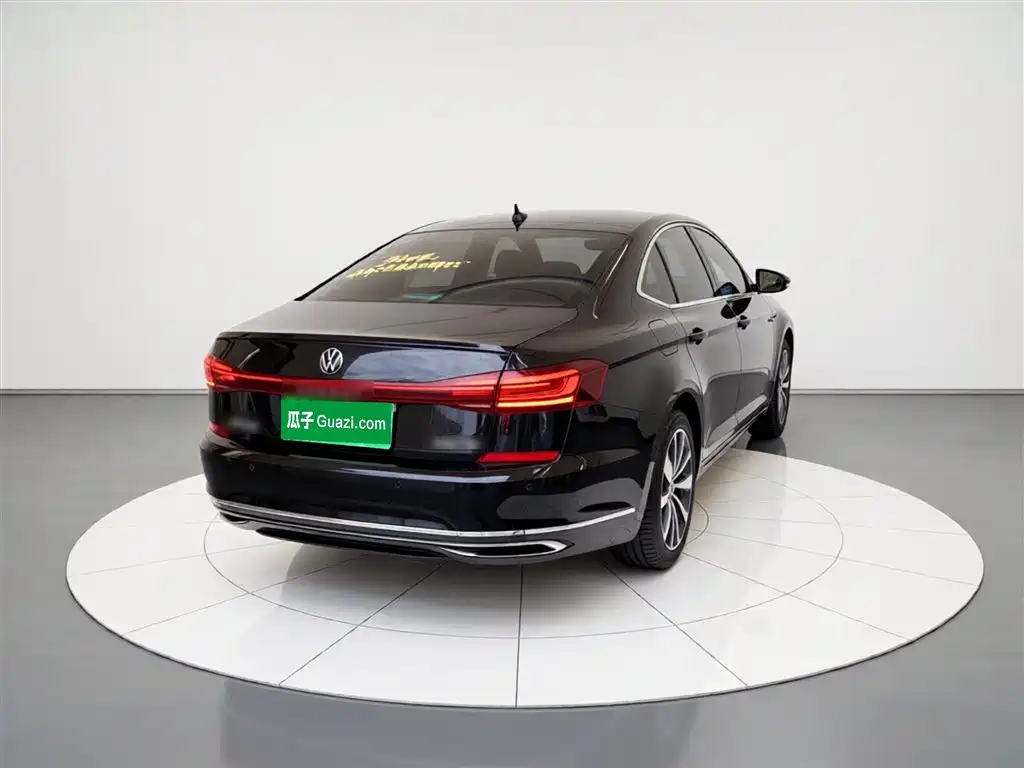 Volkswagen Passat 2022 330TSI Starlight Elite Edition фото 6