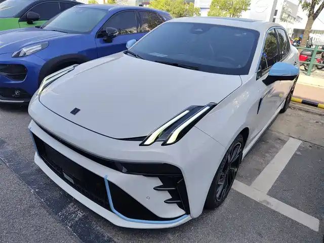 Lynk & Co 03 2.0TD DCT, Чемпион, Слава, На заказ