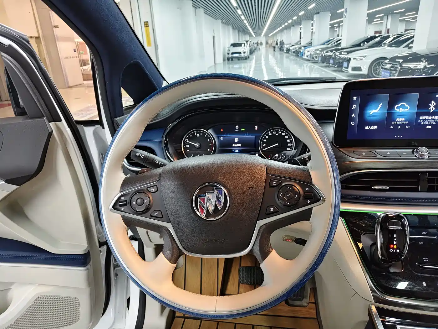 Buick GL8 2021 Land Business Class 652T Luxury фото 10