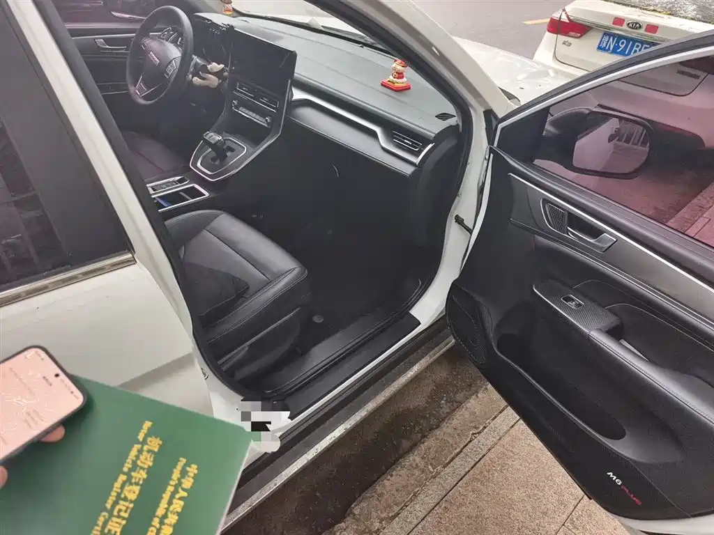 Haval M6 2021 PLUS 1.5T DCT Luxury Smart Connect фото 22