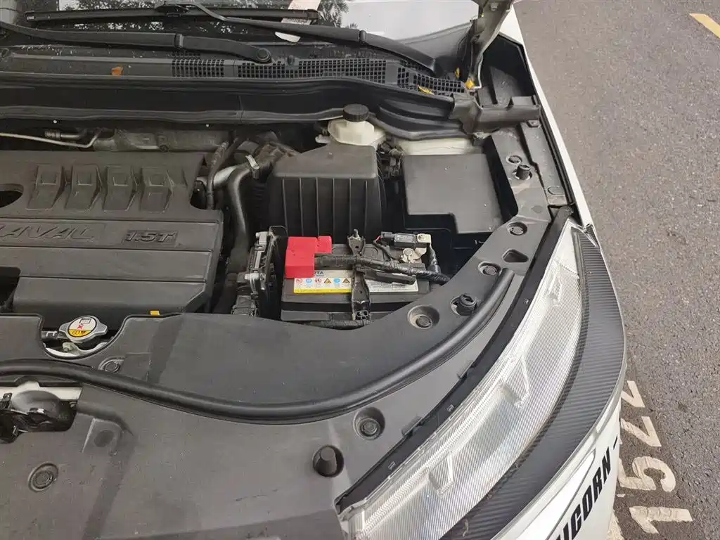 Haval M6 2021 PLUS 1.5T DCT Luxury Smart Connect фото 24