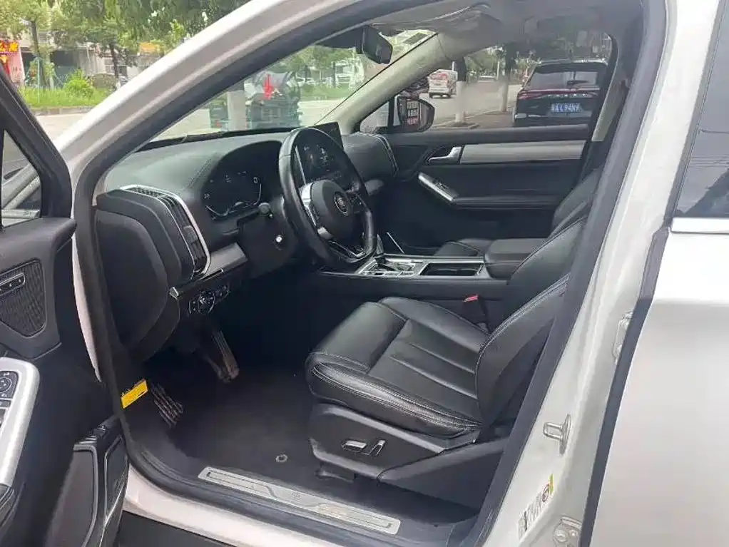 BYD Tang 2018 2018 2.0T Automatic Smart Connection Honor Edition 7-Seater China V