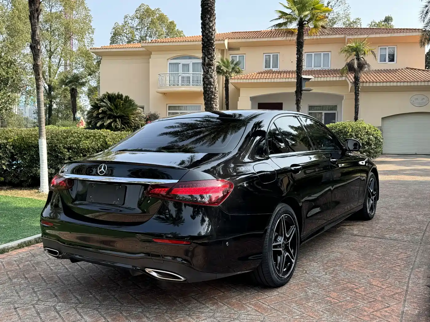 Mercedes-Benz E-Class (Import) 2022 E 260 Fashion Sport Edition фото 4